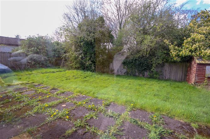 Bungalow On c. 0.2 Acres / 0.080 HA., 2 Broadlease Commons, Ballymore Eustace, Kildare