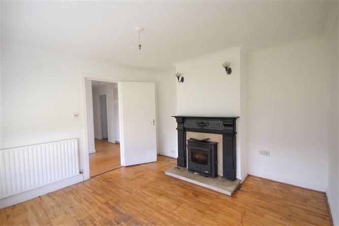 Bungalow On c. 0.2 Acres / 0.080 HA., 2 Broadlease Commons, Ballymore Eustace, Kildare