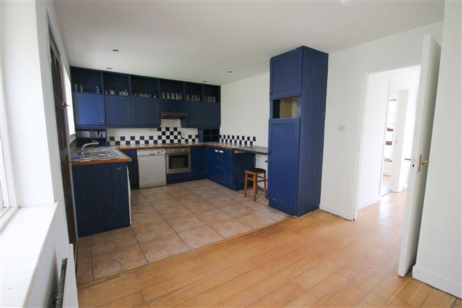 Bungalow On c. 0.2 Acres / 0.080 HA., 2 Broadlease Commons, Ballymore Eustace, Kildare
