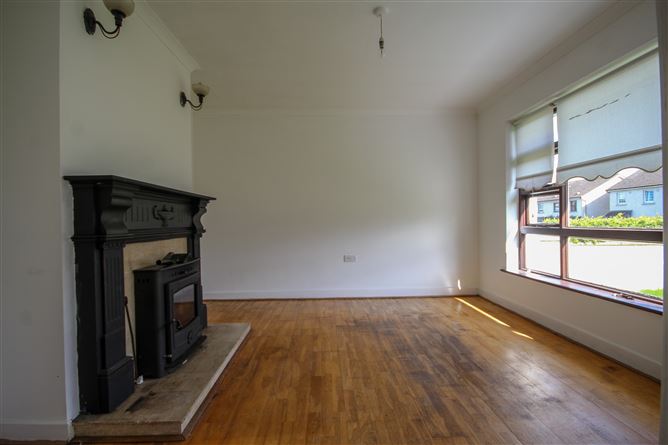 Bungalow On c. 0.2 Acres / 0.080 HA., 2 Broadlease Commons, Ballymore Eustace, Kildare