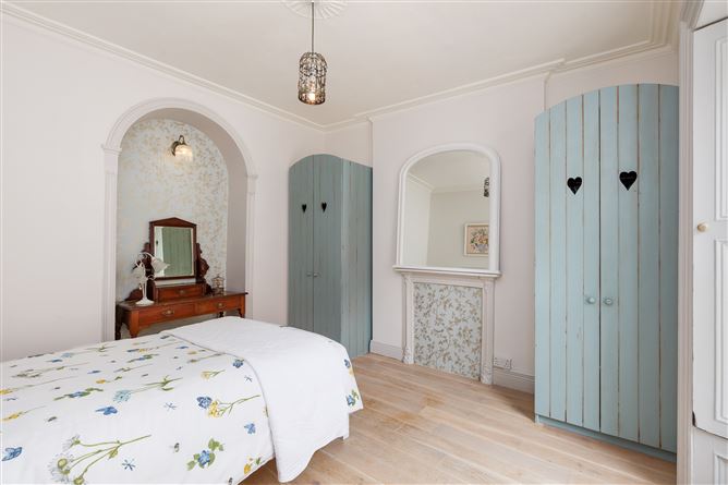 20 Abbey Street , Howth, Dublin