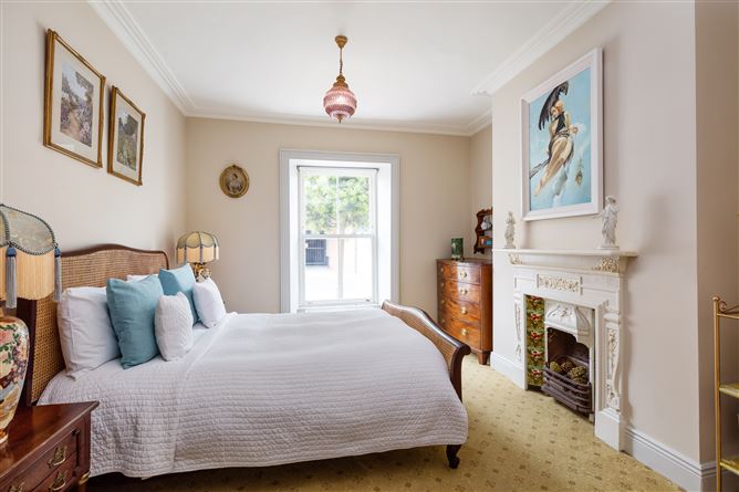 20 Abbey Street , Howth, Dublin