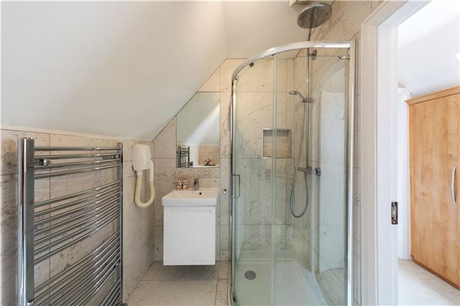 10 Linden Place, Grove Avenue, Blackrock, Co. Dublin