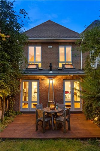 10 Linden Place, Grove Avenue, Blackrock, Co. Dublin
