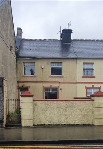 Sarsfield Street, Kilmallock, County Limerick