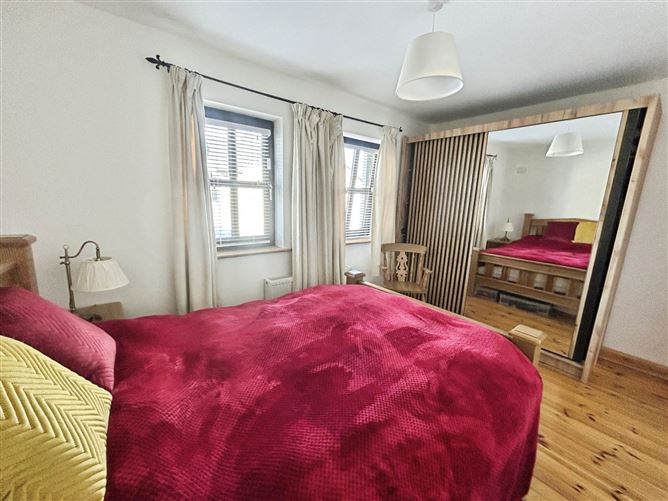 6 Cluain Gearrain, Quin, Ennis, County Clare