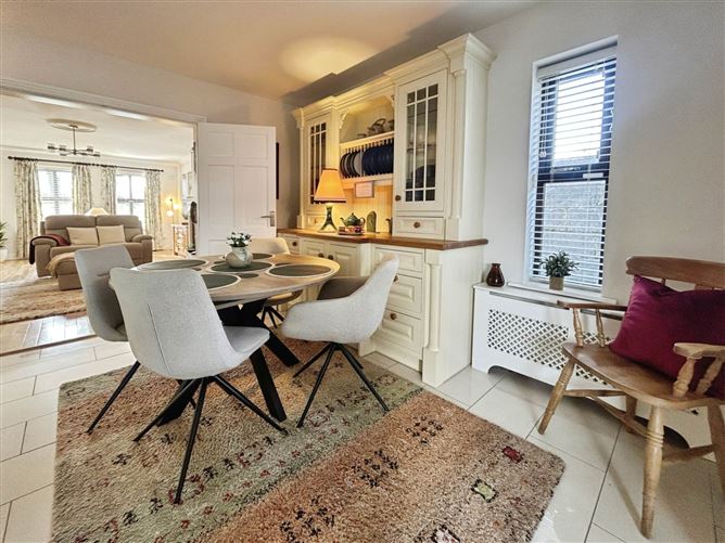 6 Cluain Gearrain, Quin, Ennis, County Clare