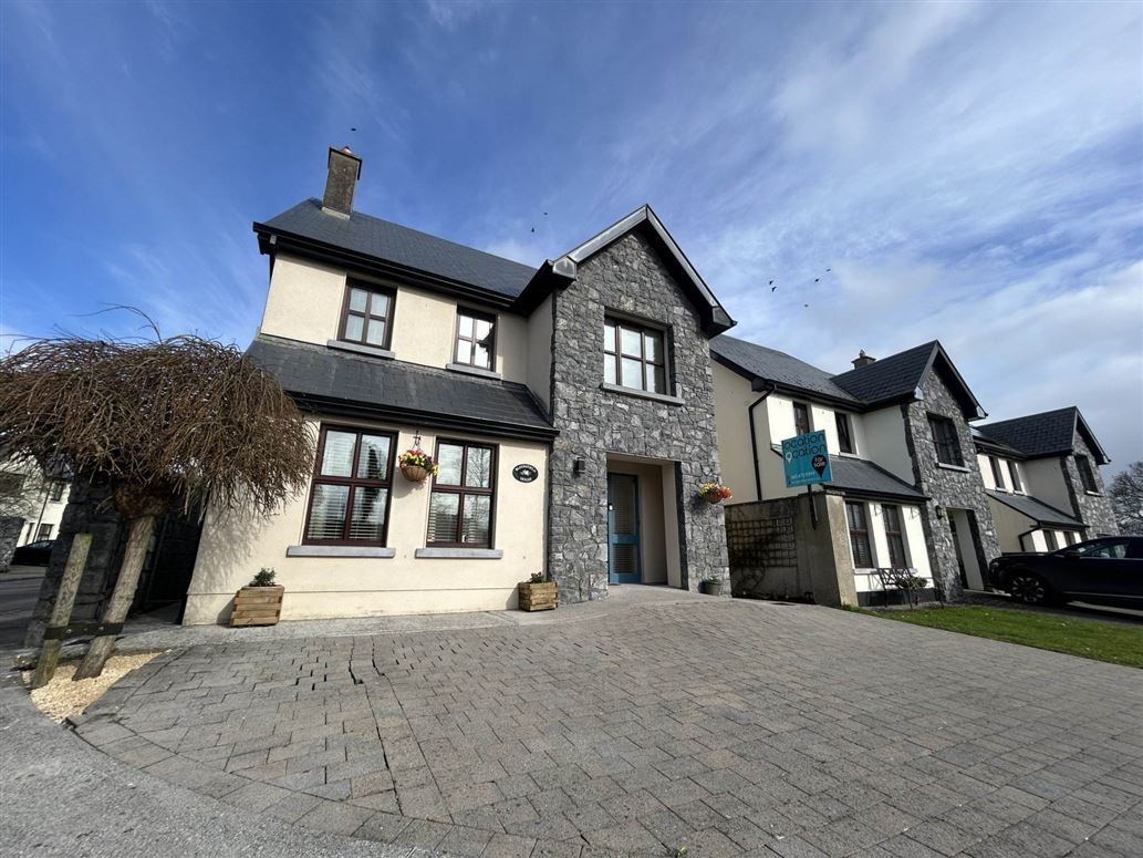 6 Cluain Gearrain, Quin, Ennis, County Clare