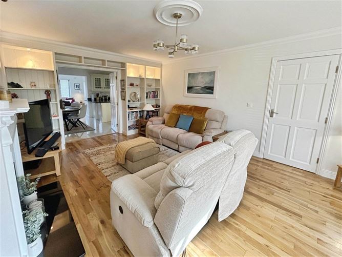 6 Cluain Gearrain, Quin, Ennis, County Clare