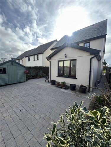 6 Cluain Gearrain, Quin, Ennis, County Clare