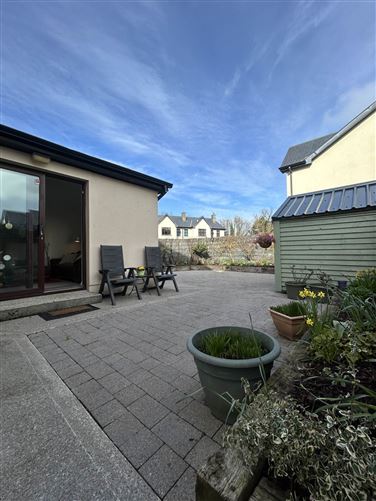 6 Cluain Gearrain, Quin, Ennis, County Clare