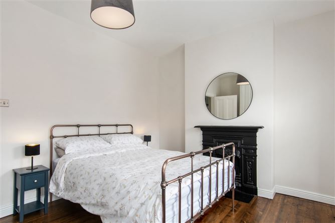 8 Brighton Gardens, Rathgar, Dublin 6