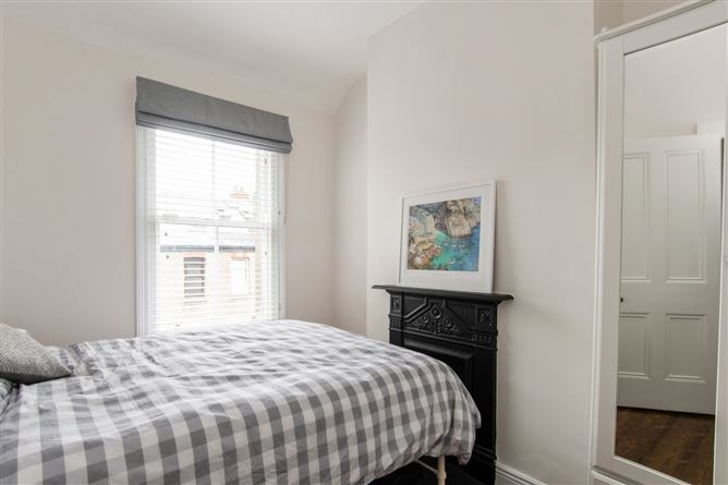8 Brighton Gardens, Rathgar, Dublin 6