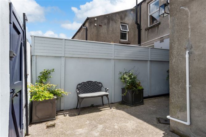 8 Brighton Gardens, Rathgar, Dublin 6
