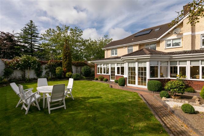 81 Rossmore Lawns, Templeogue, Dublin 6W