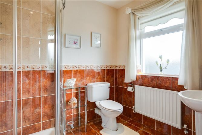 81 Rossmore Lawns, Templeogue, Dublin 6W
