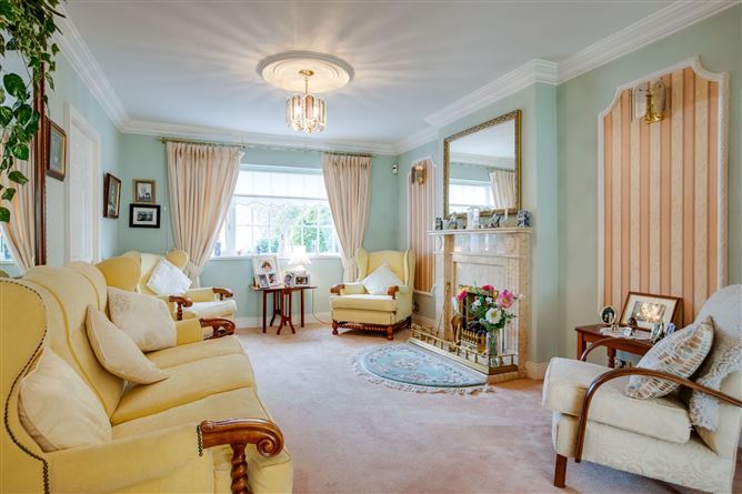 81 Rossmore Lawns, Templeogue, Dublin 6W