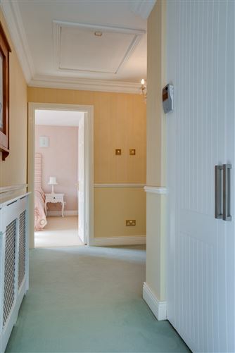 81 Rossmore Lawns, Templeogue, Dublin 6W