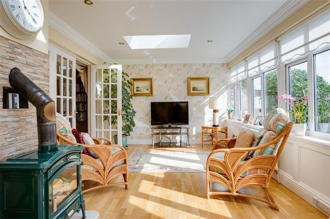 81 Rossmore Lawns, Templeogue, Dublin 6W