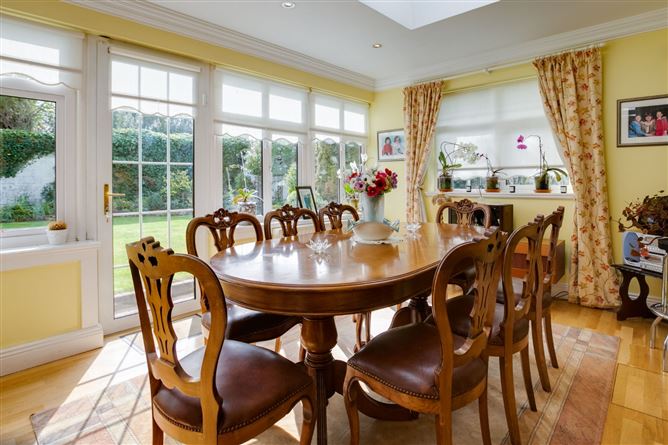 81 Rossmore Lawns, Templeogue, Dublin 6W