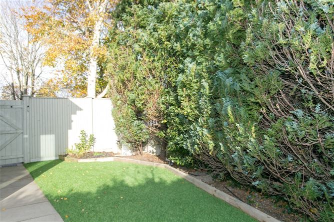 10 Ardilea Downs, Mount Anville Road, Goatstown, Dublin 14