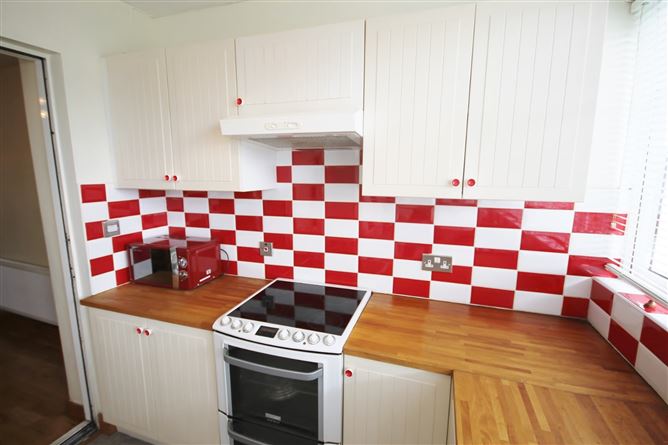 105 Castle Park, Tallaght, Dublin 24