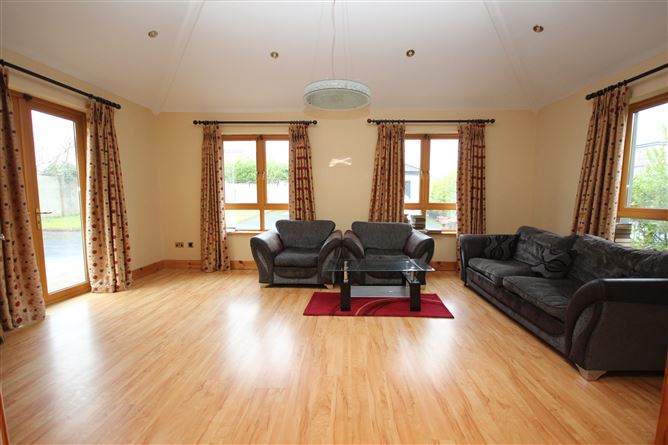3 Heathfields, Dublin Rd, Portlaoise, Laois