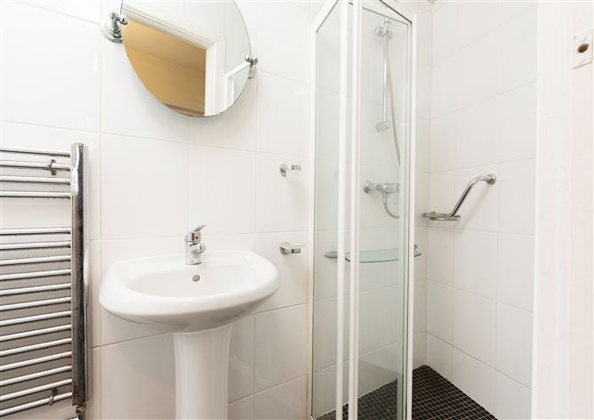 18 Villa Park Road, Navan Road, Dublin 7