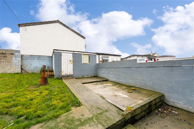 53 Rathvilly Park, Finglas, Dublin 11