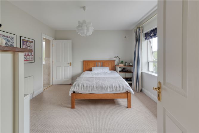 14 Rathmiles Grove, Killenard, Portarlington, Co.Laois