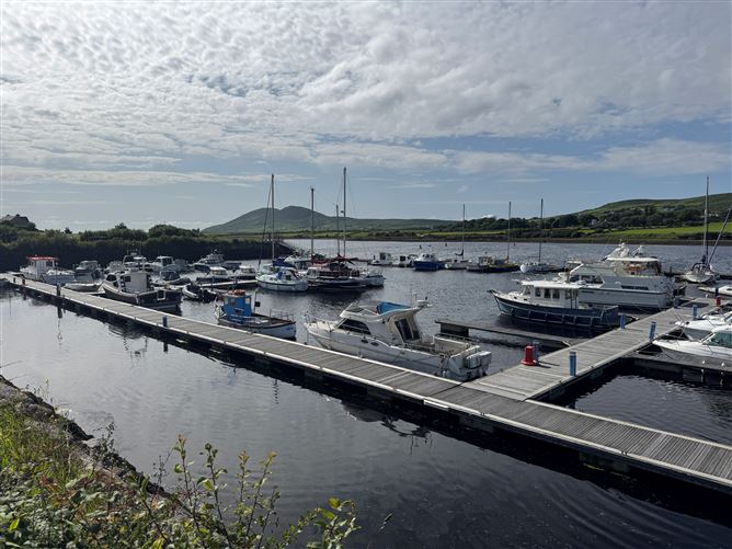 Ref 1205 - Apartment 1, 1 New Market Street, Caherciveen, Kerry
