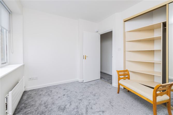 https://photos-a.propertyimages.ie/media/8/3/1/4958138/4ea706e5-3b42-416d-8965-e73411d537ca_l.jpg