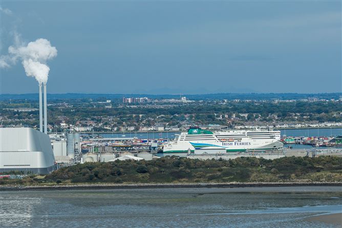 https://photos-a.propertyimages.ie/media/8/3/1/4958138/4ea706e5-3b42-416d-8965-e73411d537ca_l.jpg