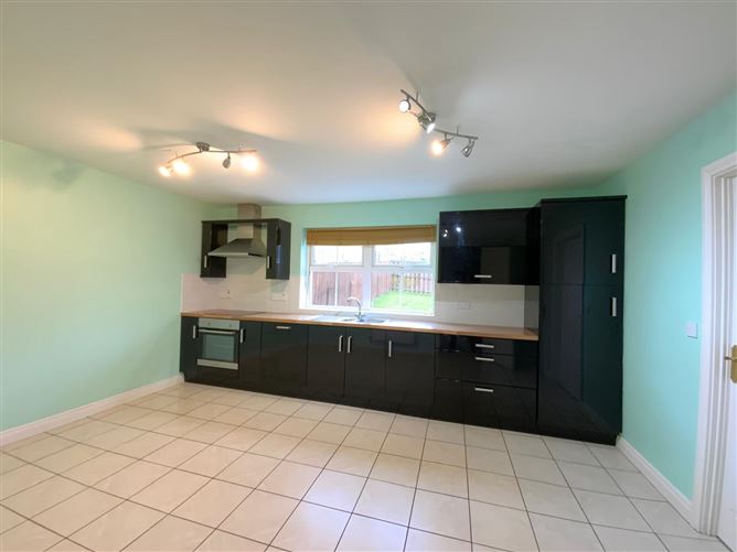 16 Lismore, Earlsfort,, Blackrock, Louth