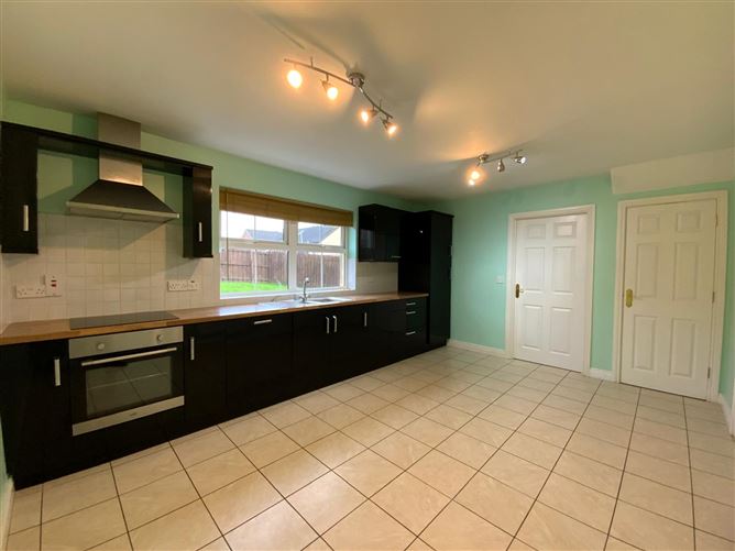 16 Lismore, Earlsfort,, Blackrock, Louth