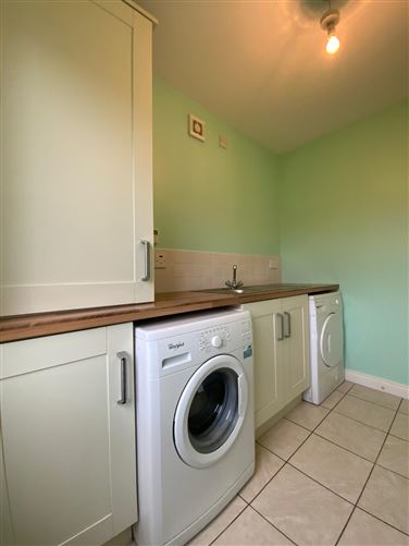 16 Lismore, Earlsfort,, Blackrock, Louth