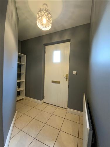 16 Lismore, Earlsfort,, Blackrock, Louth