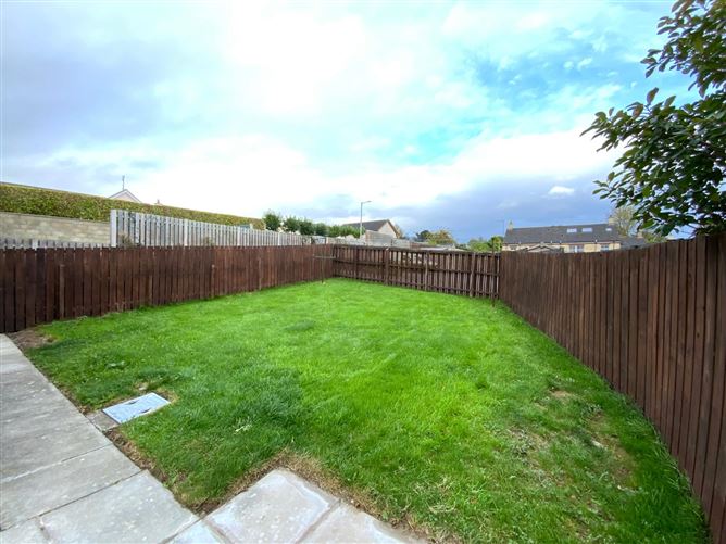 16 Lismore, Earlsfort,, Blackrock, Louth