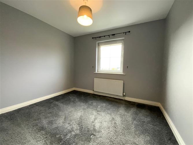16 Lismore, Earlsfort,, Blackrock, Louth