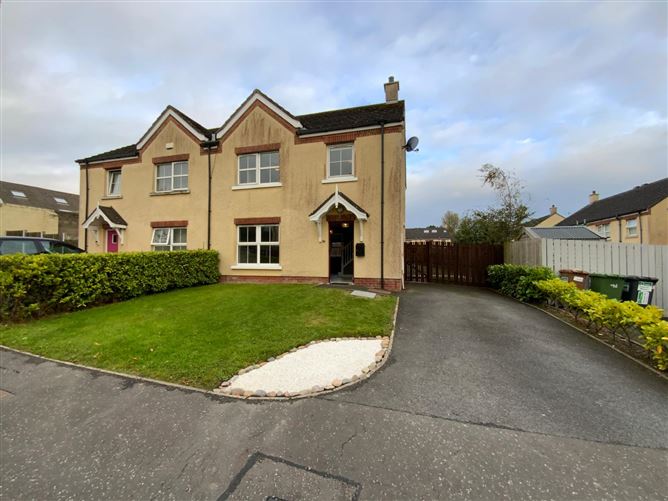 16 Lismore, Earlsfort,, Blackrock, Louth