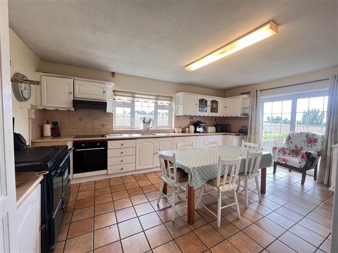 Woodenstown Lower, Cahir, County Tipperary