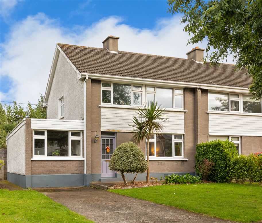1 Lakelands Grove, Kilmacud,   Dublin 14