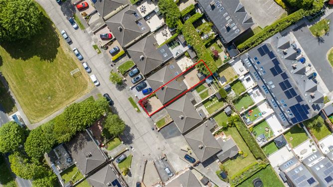 Photo 15 of 22 — 13 Woodview Park, Castleknock, Dublin 15