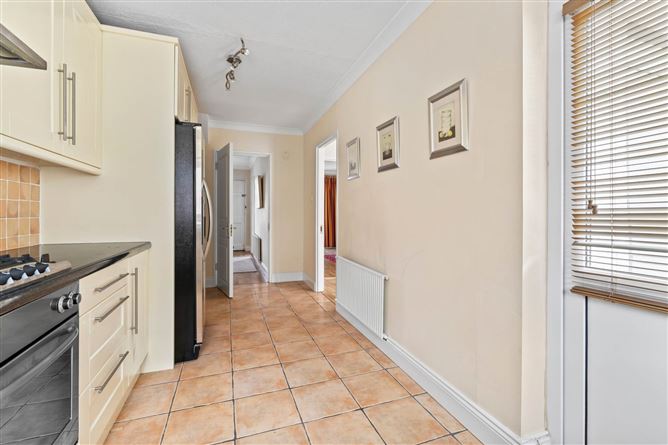 Photo 5 of 22 — 13 Woodview Park, Castleknock, Dublin 15