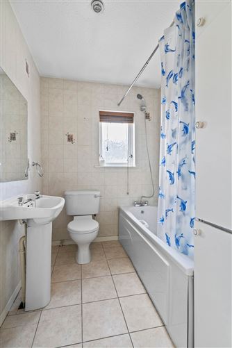 Photo 14 of 22 — 13 Woodview Park, Castleknock, Dublin 15