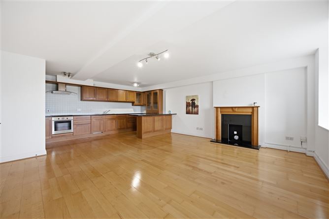 https://photos-a.propertyimages.ie/media/8/3/1/5008138/2057f0cc-97d8-41c8-a5a8-6097c0df3f5c_l.jpeg
