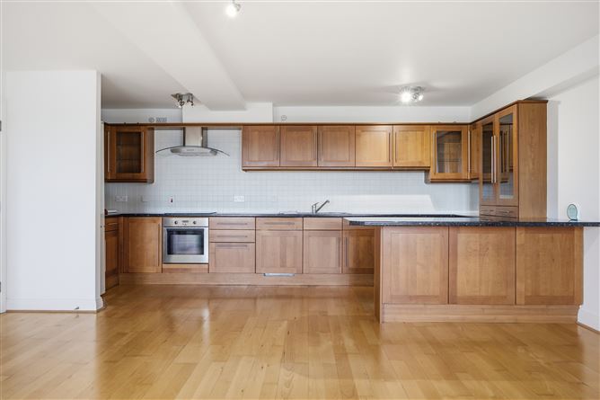 https://photos-a.propertyimages.ie/media/8/3/1/5008138/2057f0cc-97d8-41c8-a5a8-6097c0df3f5c_l.jpeg
