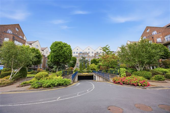 https://photos-a.propertyimages.ie/media/8/3/1/5008138/2057f0cc-97d8-41c8-a5a8-6097c0df3f5c_l.jpeg