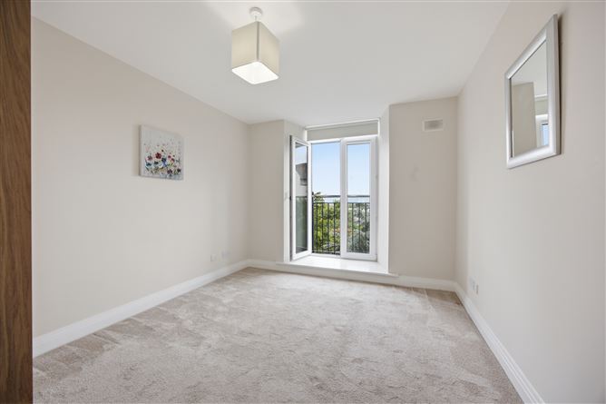 https://photos-a.propertyimages.ie/media/8/3/1/5008138/2057f0cc-97d8-41c8-a5a8-6097c0df3f5c_l.jpeg