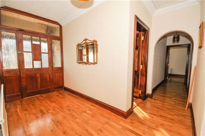 7 Bellevue, Moyne Road, Thurles